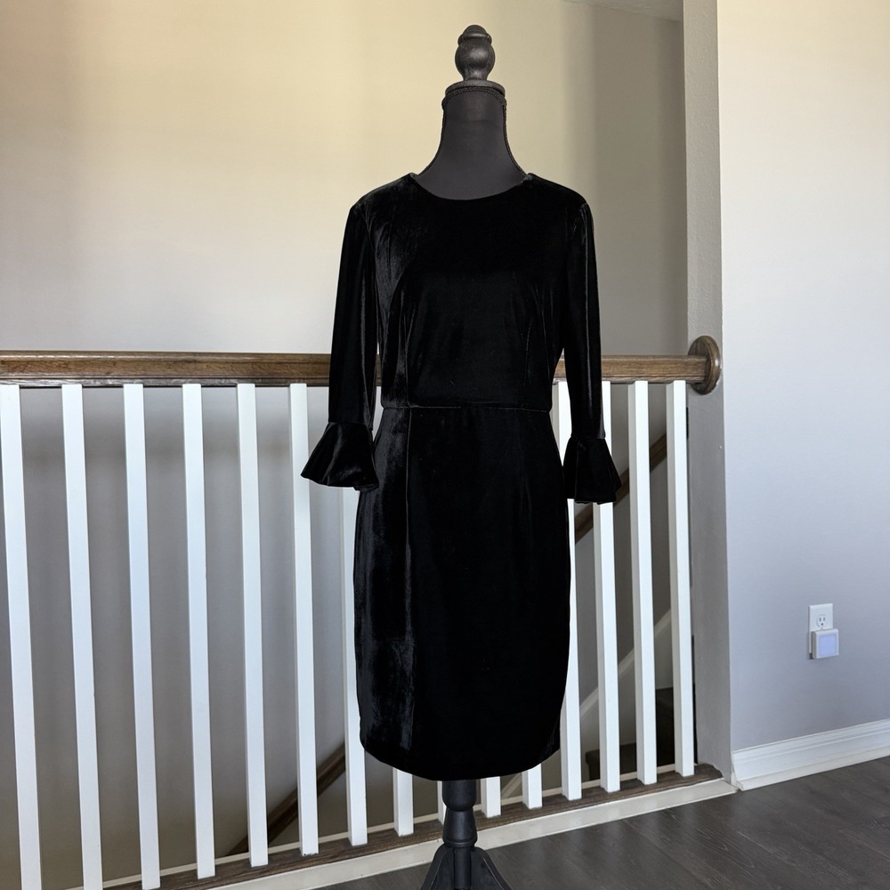 Donna Morgan Black Velvet Ruffle 3/4 Bell Sleeve Dress 4 Whimsigoth Formal